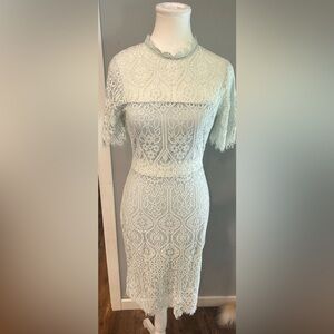 Lulu’s size small BNWOT light mint lace dress